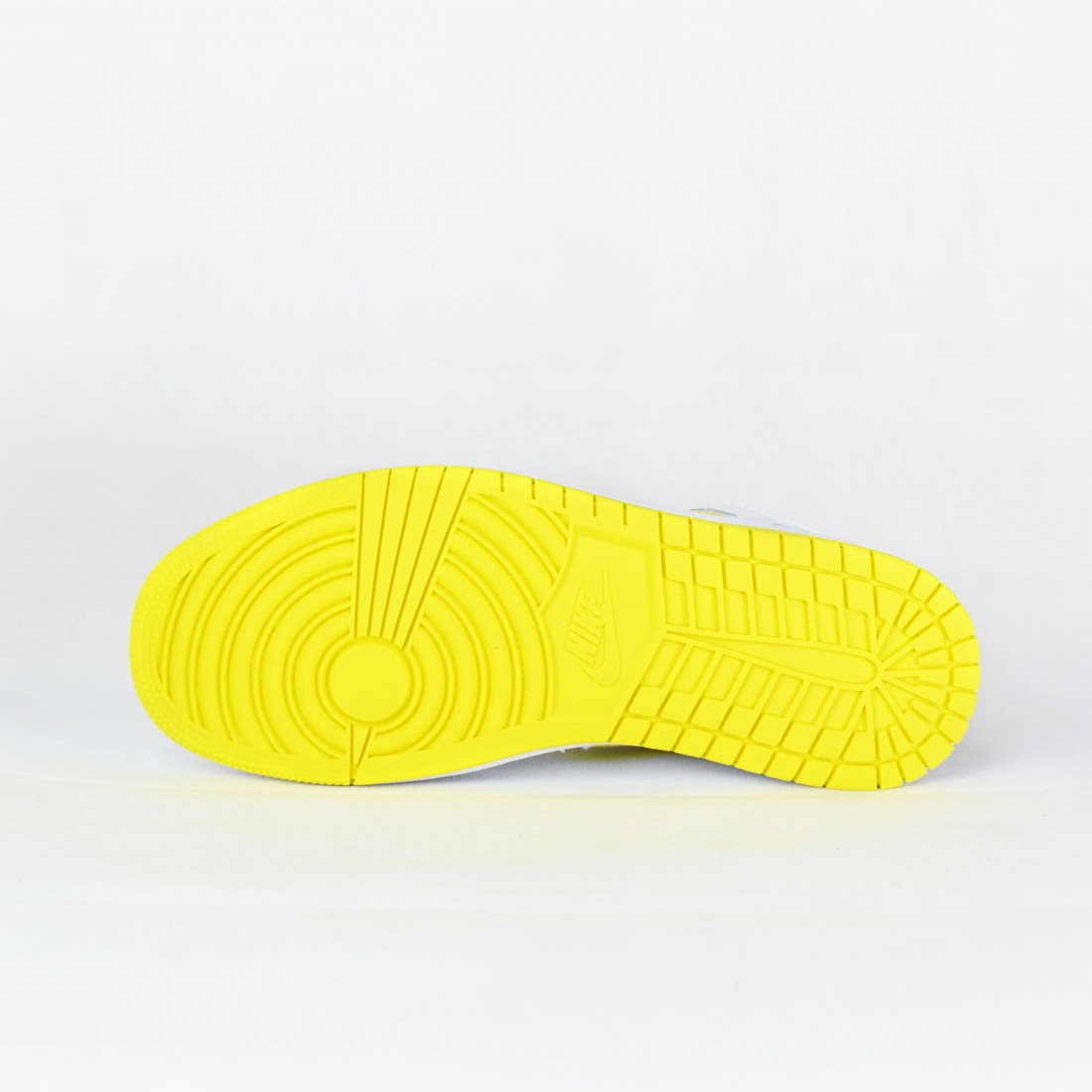 jordan one first class flight